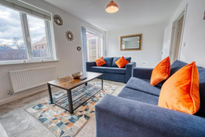 Modern 4 Bedroom 2 Bath House with Parking, Tyseley, Birmingham
